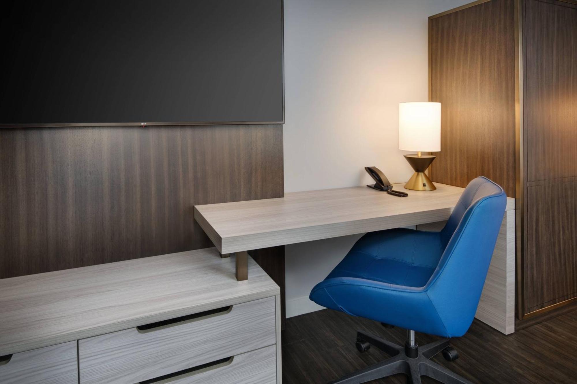 Courtyard By Marriott Atlanta Downtown Hotel Ngoại thất bức ảnh