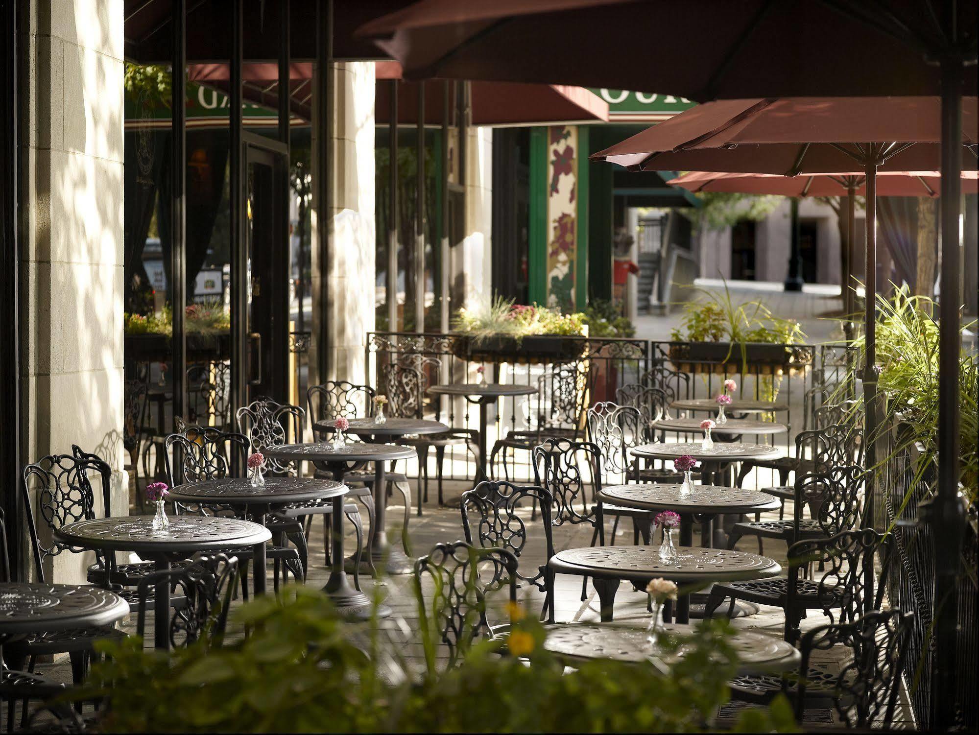 Courtyard By Marriott Atlanta Downtown Hotel Ngoại thất bức ảnh